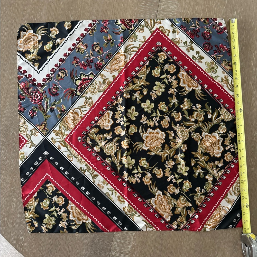 Floral Scarf - Picture 3 of 7